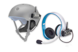 Gli Istruttori di Kitesurf e di Windsurf sono Sempre in Contatto con i lori Allievi attraverso la tecnologia di comunicazione bluetooth